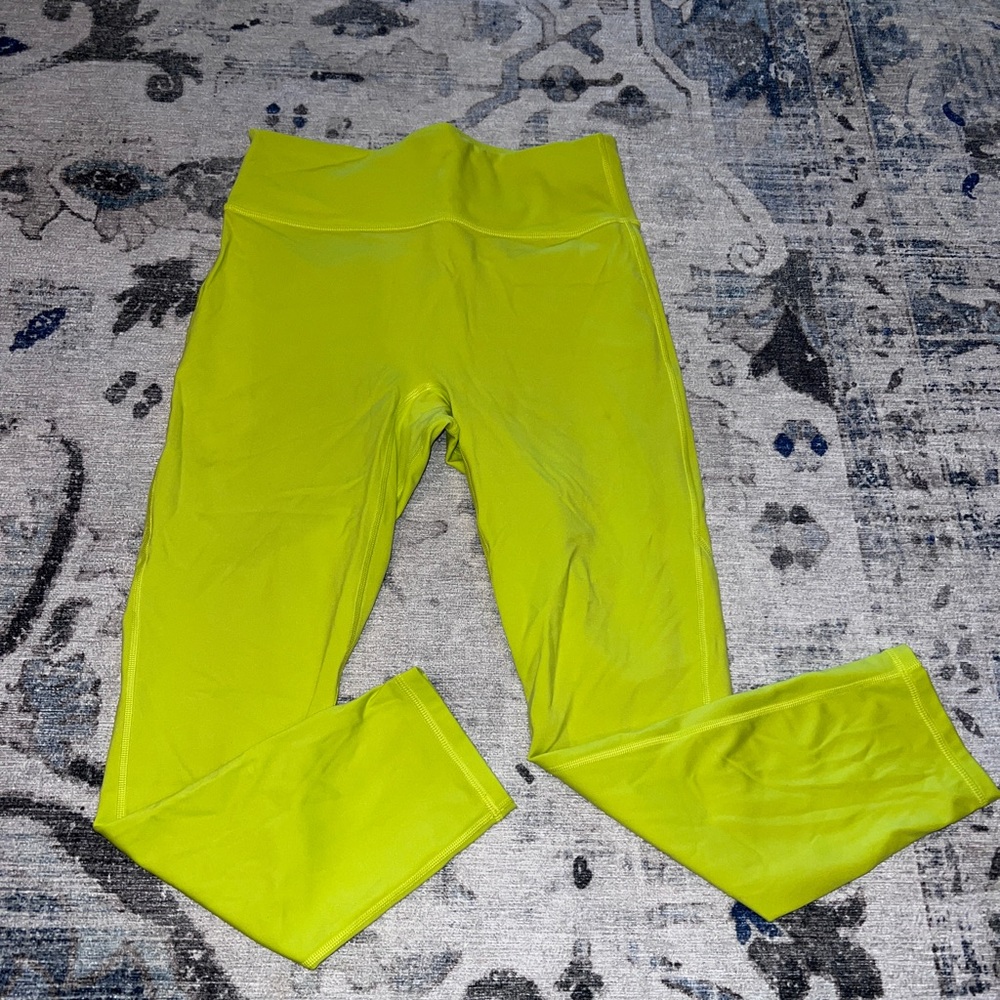 Fabletics - Trinity Motion365 - color: Leaf - Medium